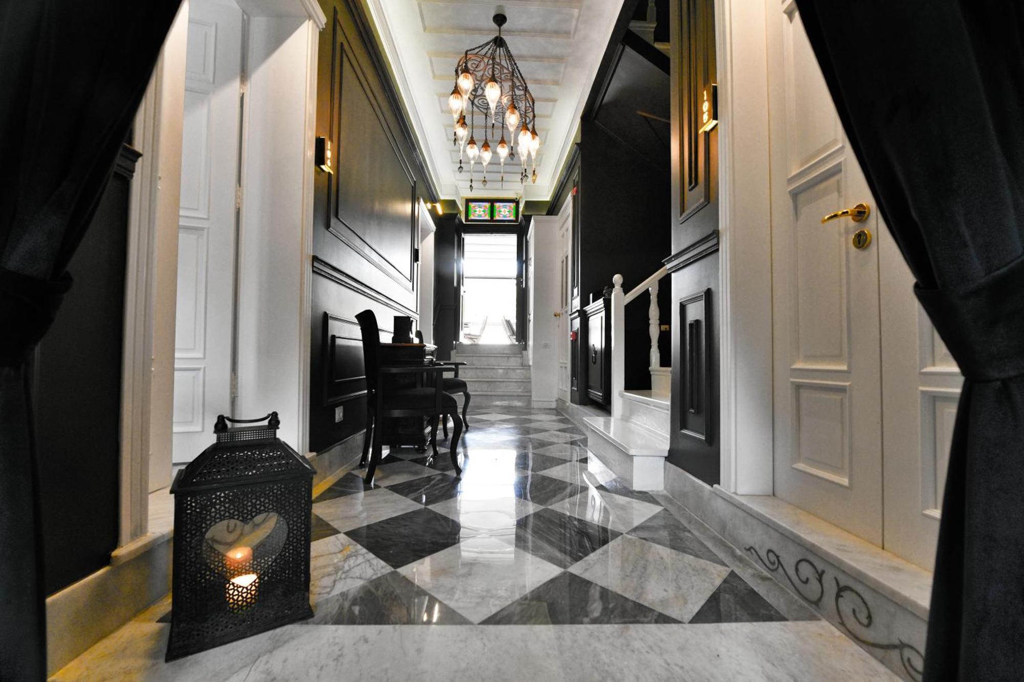 Siyah Lale Cunda 1841 (Adults Only) Hotel Ayvalı Eksteriør billede